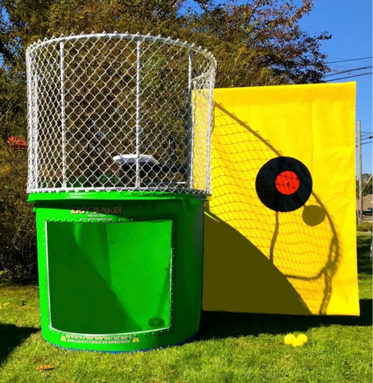 Dunk Tank With Window